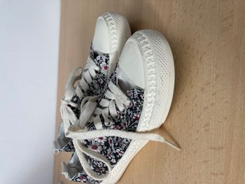 basket basse en toile	merry scott 	taille 36