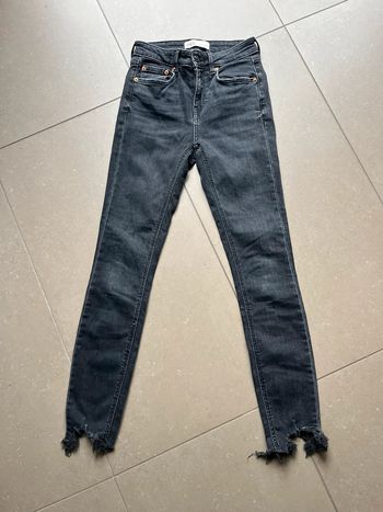 Jean skinny gris Zara XS