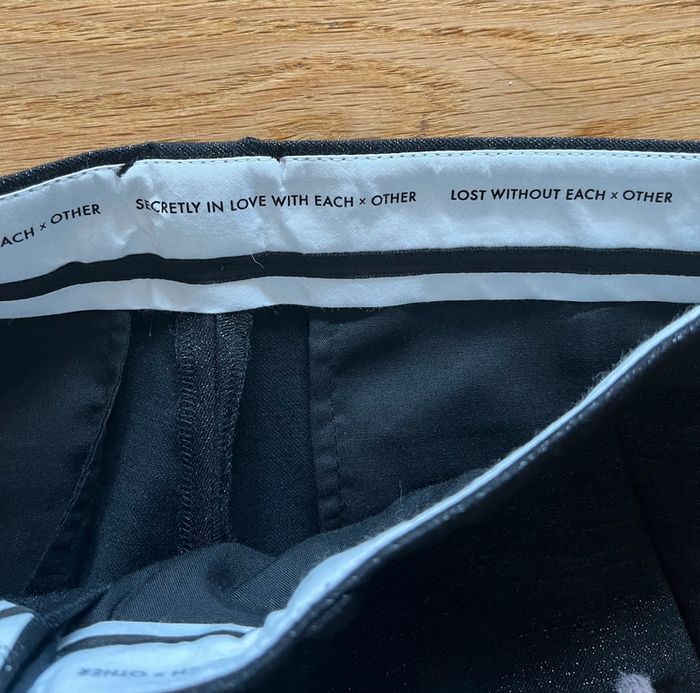 Pantalon noir pailleté Each x Other – taille M – jamais porté – laine/soie - photo numéro 3