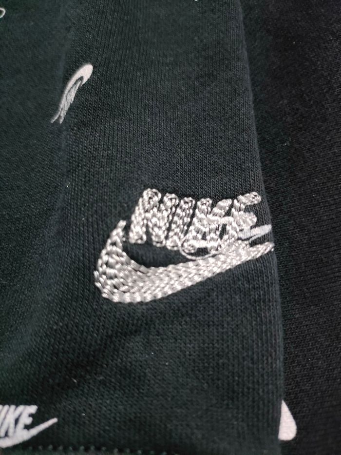 Pull Nike - photo numéro 5