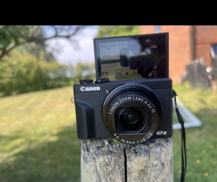 Canon PowerShot G7 X Mark III 20,1 MP Point & Shoot Appareil Photo Premium Vlogg - photo numéro 2