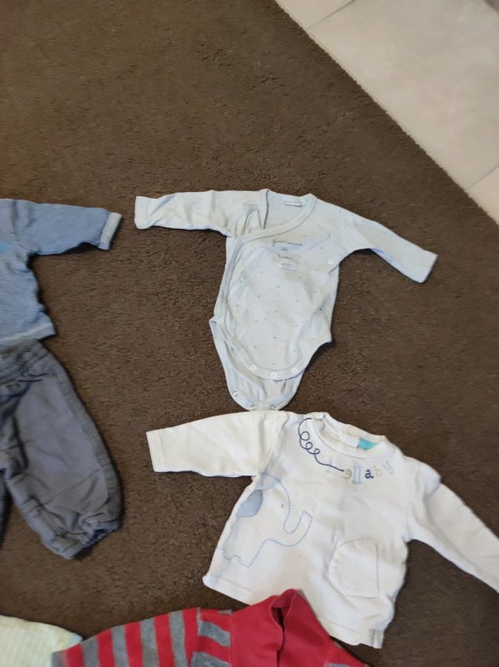lot vetements 1 mois - photo numéro 4