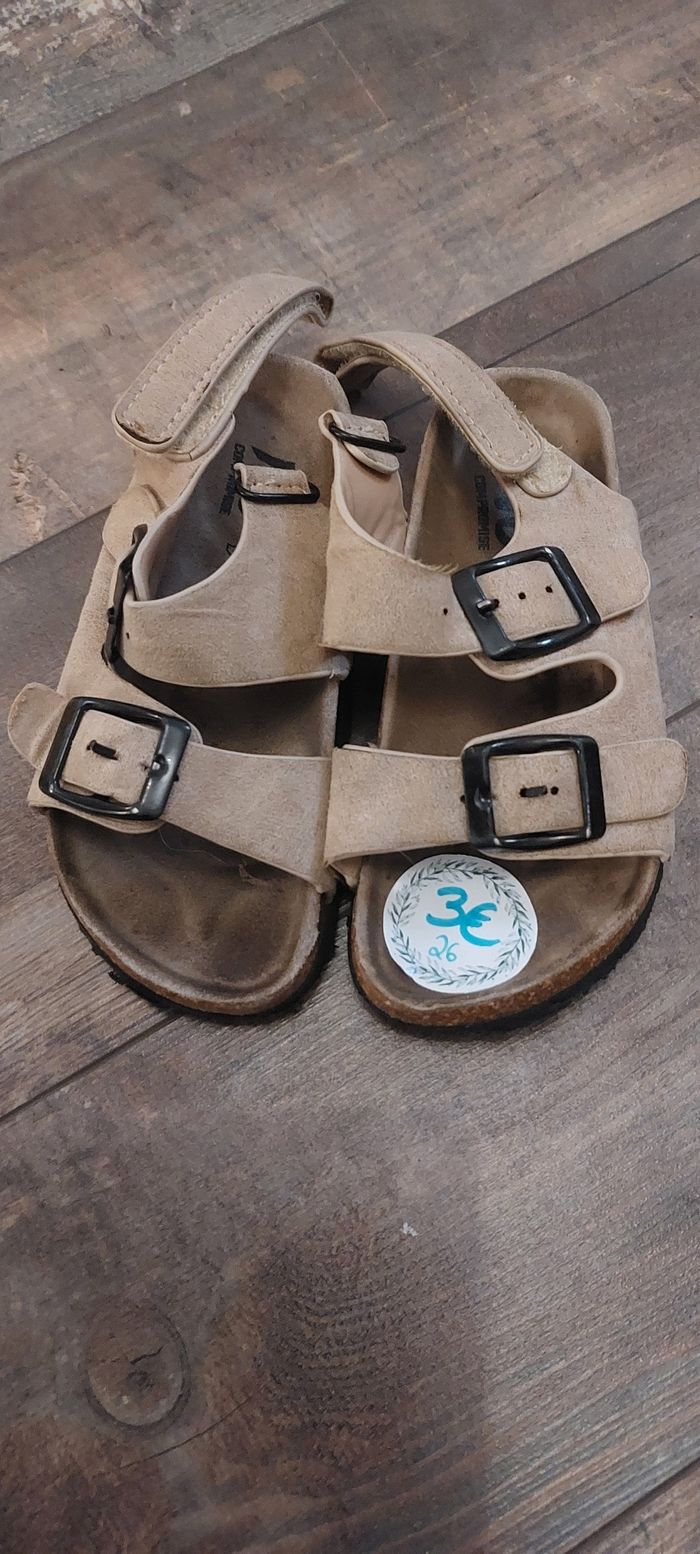 Sandale 26 3 euros