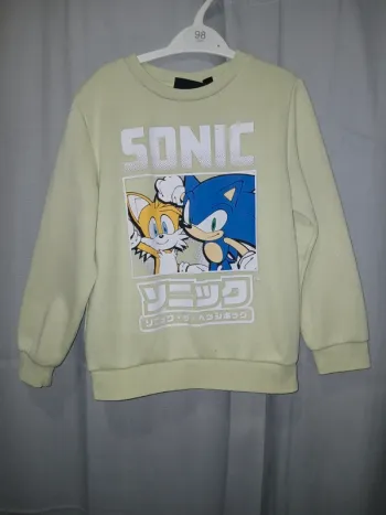 💙 Pull Sonic taille 6/7 ans 122 cm.