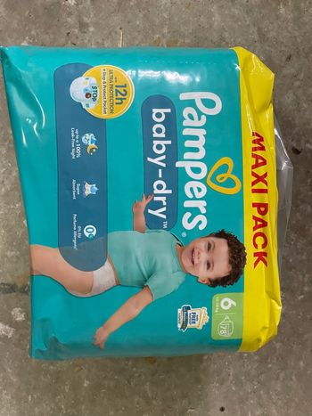 Maxi pack Pampers Baby Dry taille 6