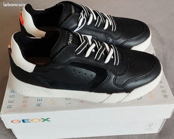 Baskets Geox neuves pour garçon en cuir, jamais portées, pointure 33, avec étiquette - photo numéro 4