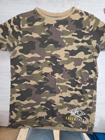 T-shirt garçon militaire T 12 / 13 ans