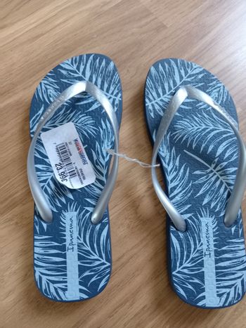Tongs Ipanema taille 37 EUR