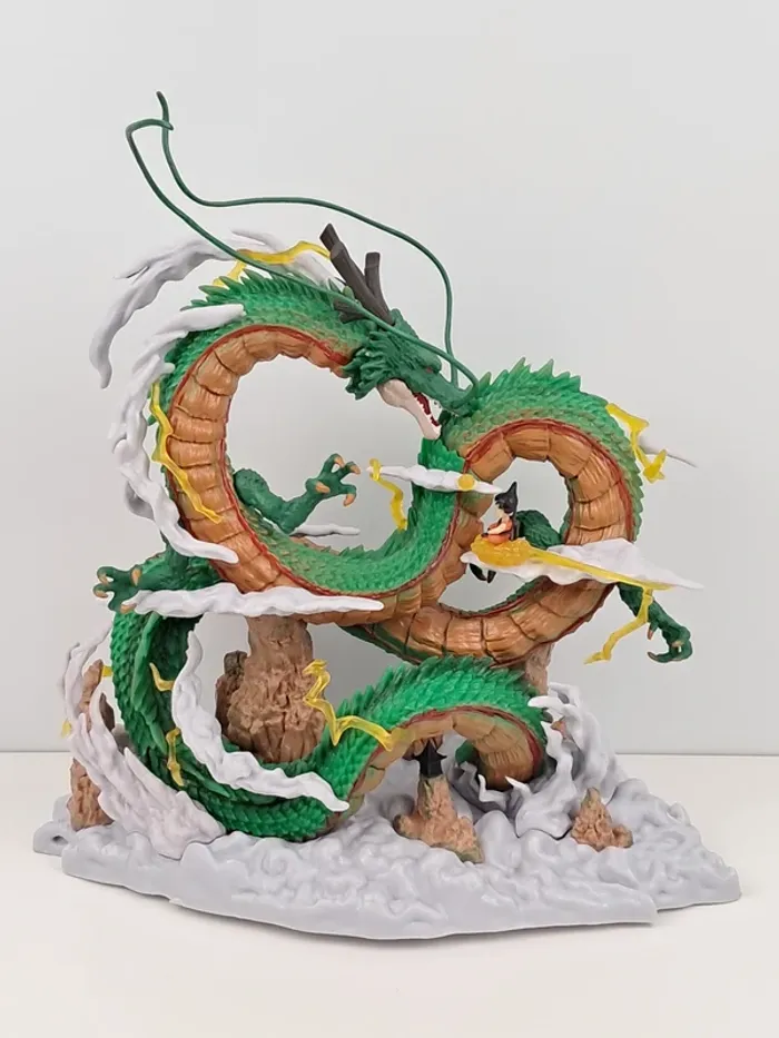 Diorama Dragon Ball - Shenron & Son Goku