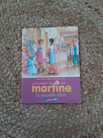 Livre Je commence à lire avec Martine , la nouvelle élève