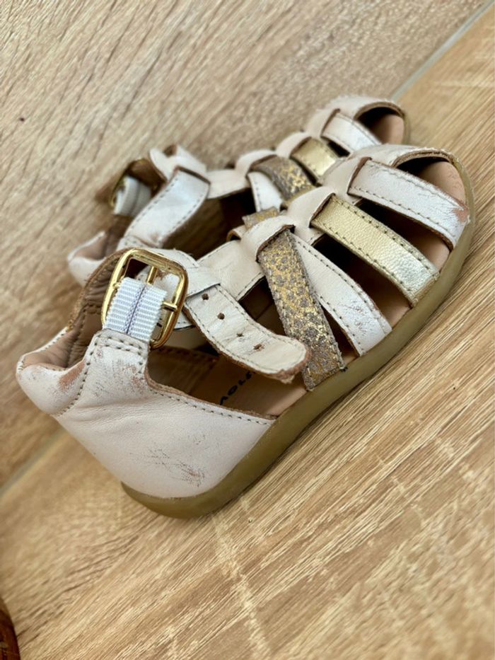 Sandale en cuir