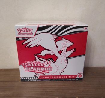 ETB foudre blanche scellé Pokémon