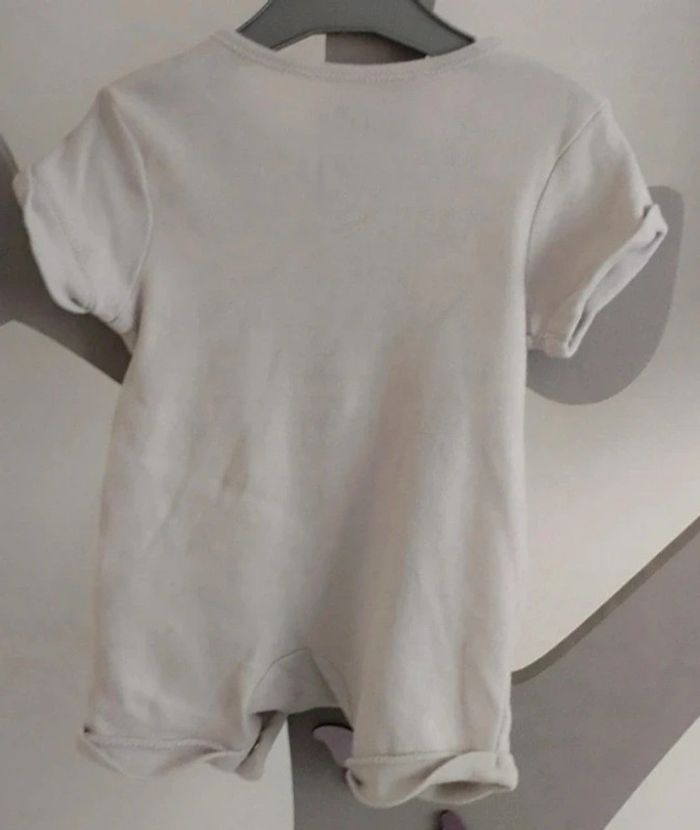 Combishort grise Pampam Disney Primark taille 0-3 mois - photo numéro 2