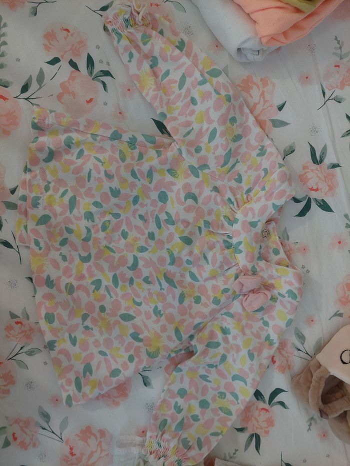 Lot de 30 vêtements bébé fille 3 mois - photo numéro 7