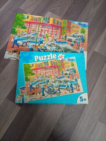 Puzzle police 