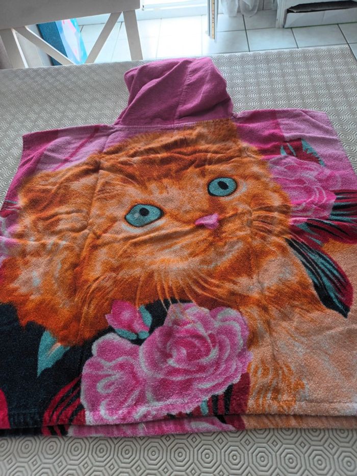 Poncho de bain motif chat - photo numéro 4