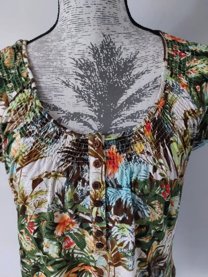 Haut à fleurs 🌸 "Camaïeu" - photo numéro 5