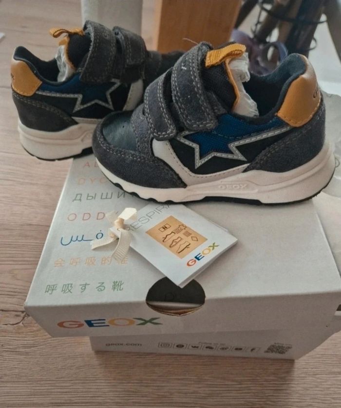 Chaussure geox 21 neuf