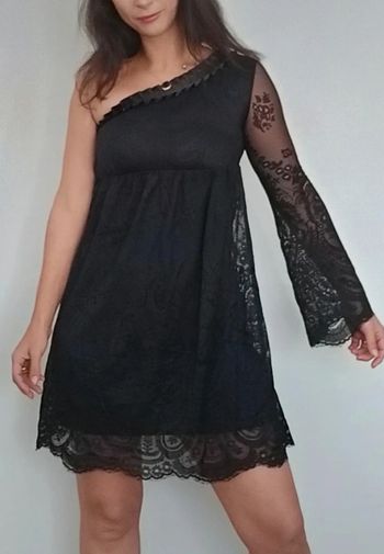 Robe soirée asymétrique une manche taille 36
