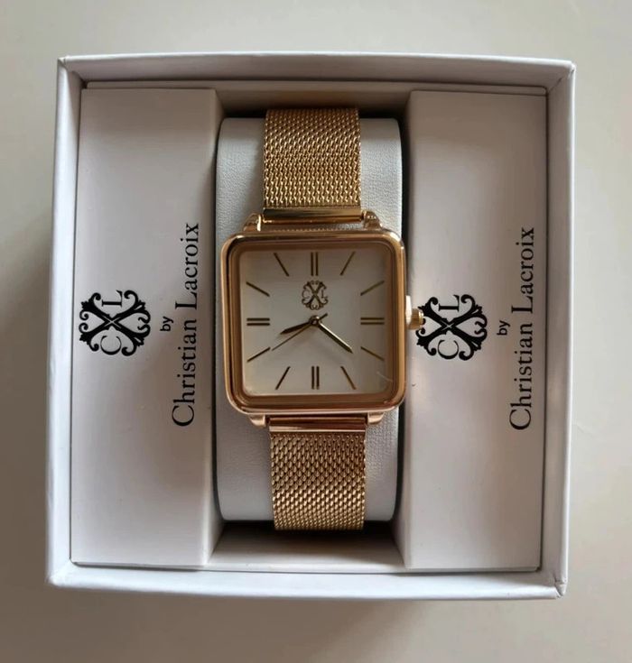 Montre CXL by Christian Lacroix dorée – Neuve avec boîte & garantie