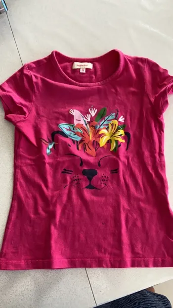 Tee-shirts taille 8 ans