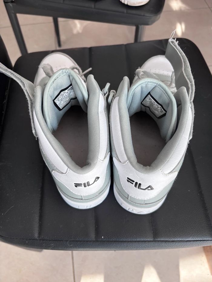 Jolies Baskets montantes fila homme