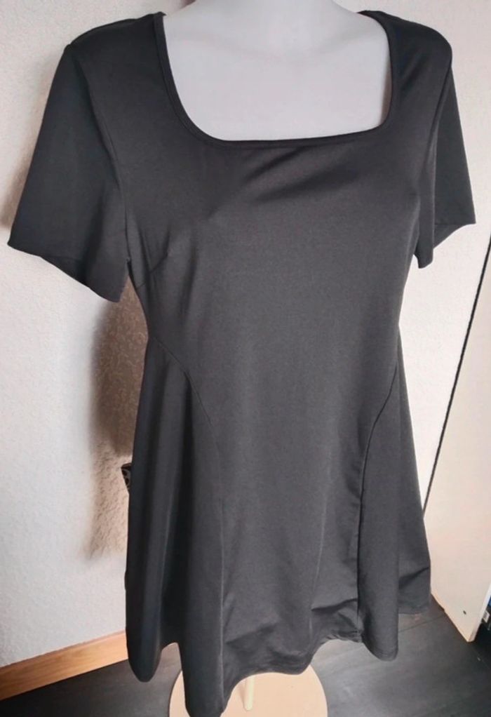 Magnifique robe noire femme SHEIN taille 0XL 44/46 - photo numéro 2