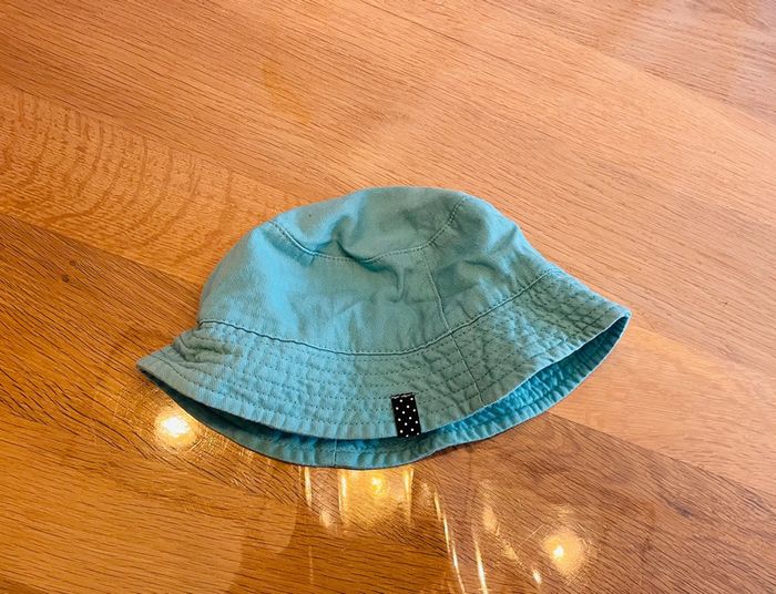 Chapeau de soleil bob herlaine Paris