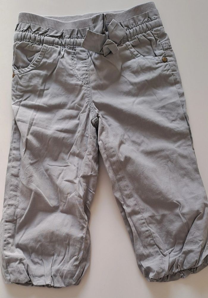 Lot de 2 pantalons fille Kiabi 18 mois - photo numéro 3