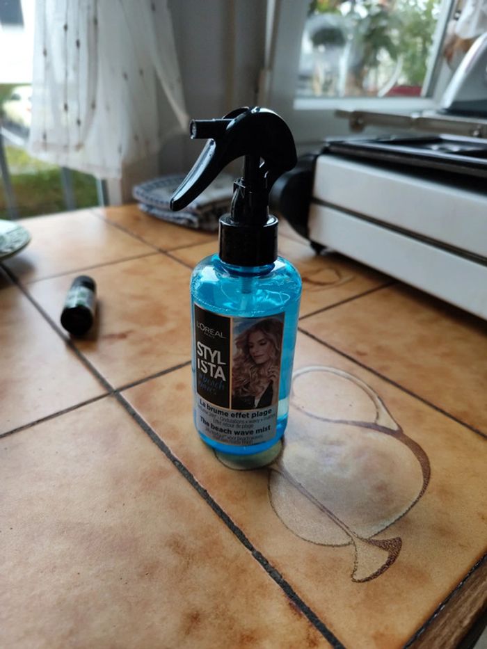 Deux produits de beauté - photo numéro 3