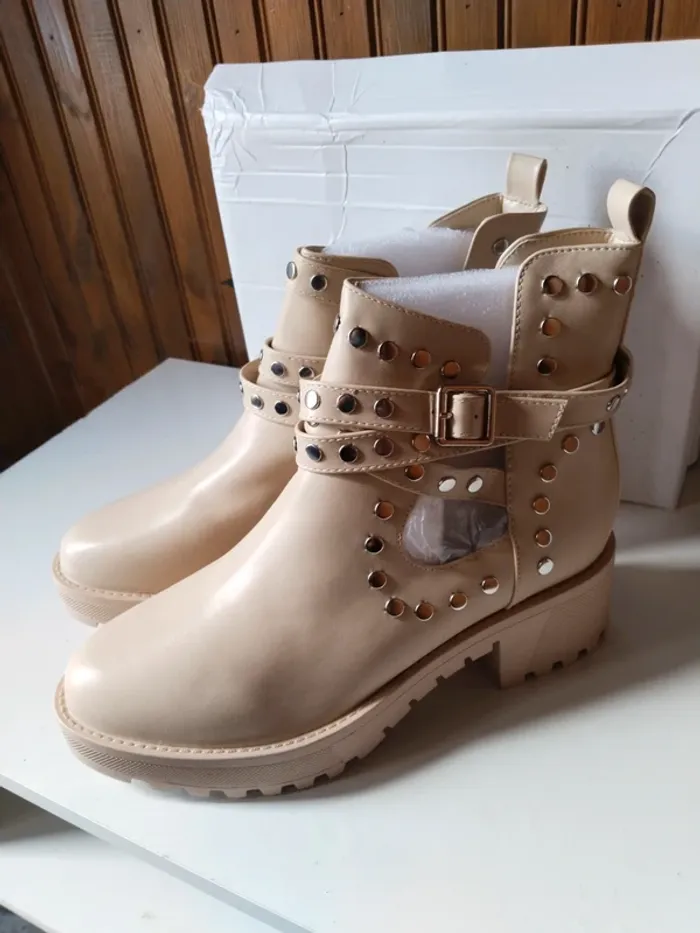 Jolies bottines femme de marque Girlhood pointure 40 - photo numéro 2