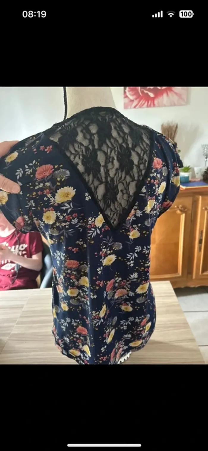 Blouse fleuri à dentelle mim - photo numéro 2
