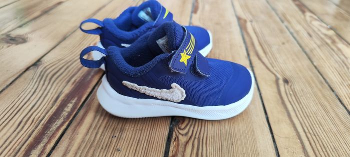 Baby sneakers / baskets Taille 21 - photo numéro 4