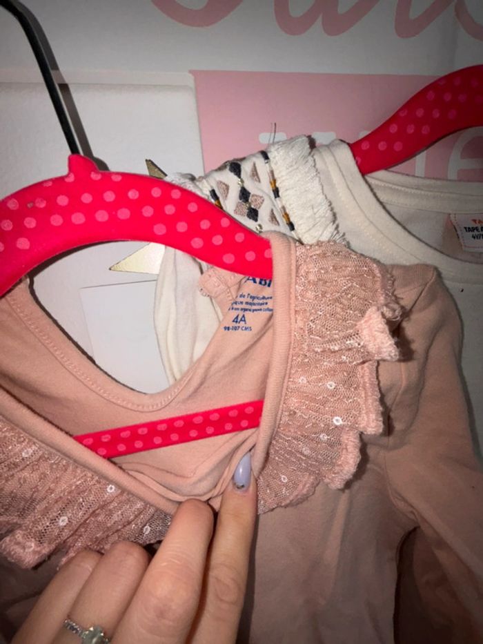 Lot t-shirt 4 ans - photo numéro 2
