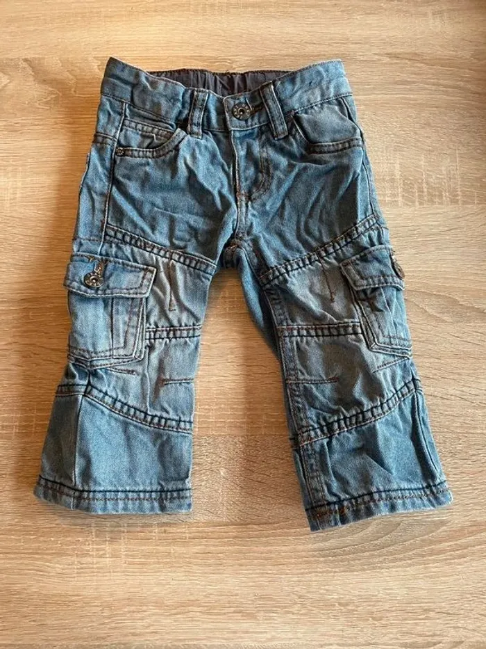 3 Jeans 18 mois - photo numéro 4