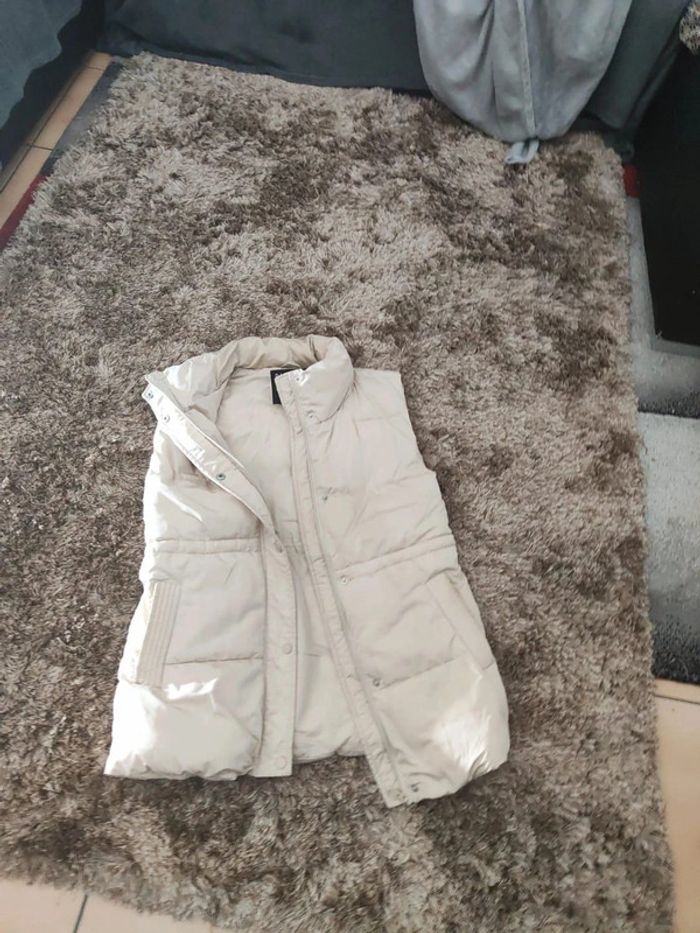 🎀 Promo 11€🎀Jolie veste sans manches 💎 stradivarius 36 💎 - photo numéro 12