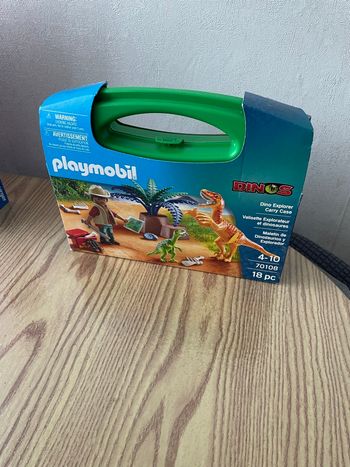 Playmobil Dinos 70108 neuf