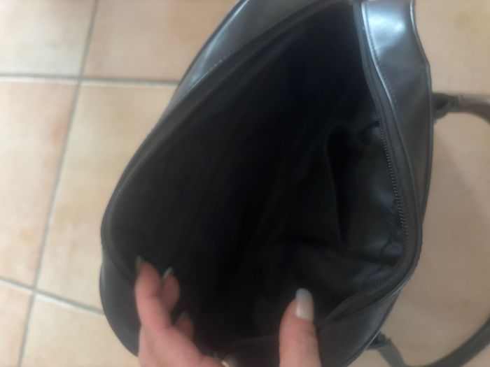 Sac noir a anses - photo numéro 4