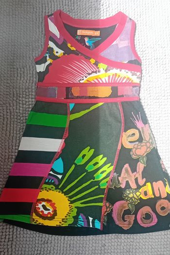Robe Desigual 5/6 ans