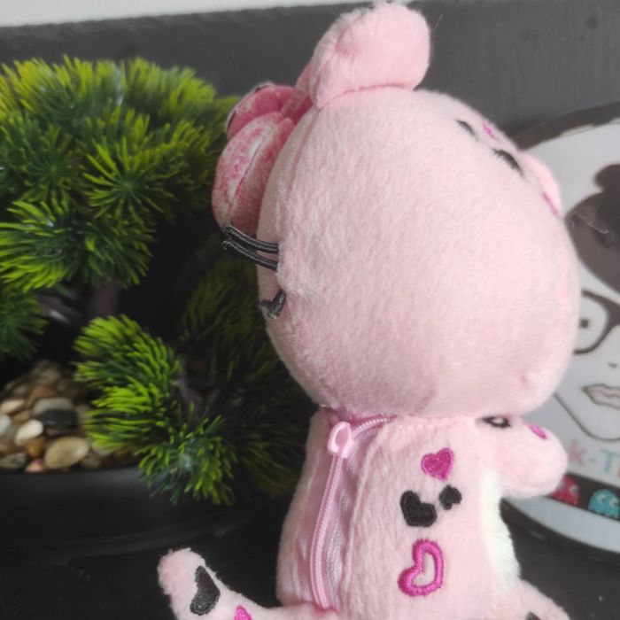 sanrio tokidoki hello kitty skull plush doll limited japan Crâne Noir Rose Coeur - photo numéro 5
