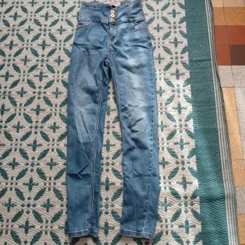Jean taille très haute