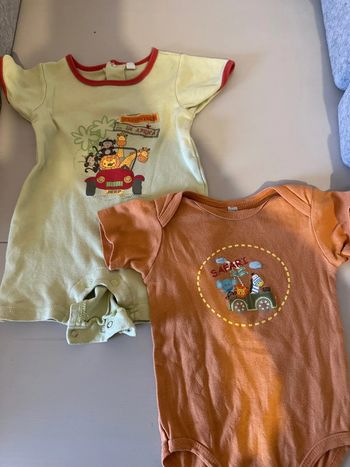 1 combinaison et 1 body 18mois