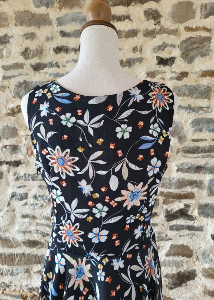 Robe fleurie noire sans manches Anna Ellis Taille XL ou 42 - photo numéro 7