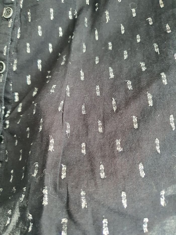 Chemise noire - photo numéro 2