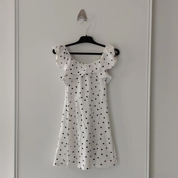 Robe blanche à pois kiabi 8 ans - photo numéro 2