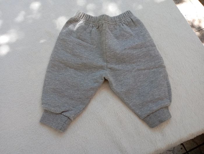 Jogging taille 12 mois - photo numéro 3