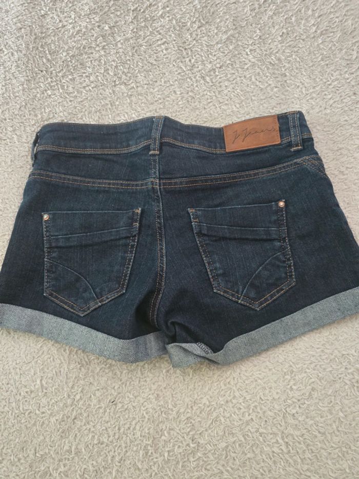 Short mini court en jeans taille basse 🍒Y2K vintage 2000🍒taille 36 - photo numéro 2