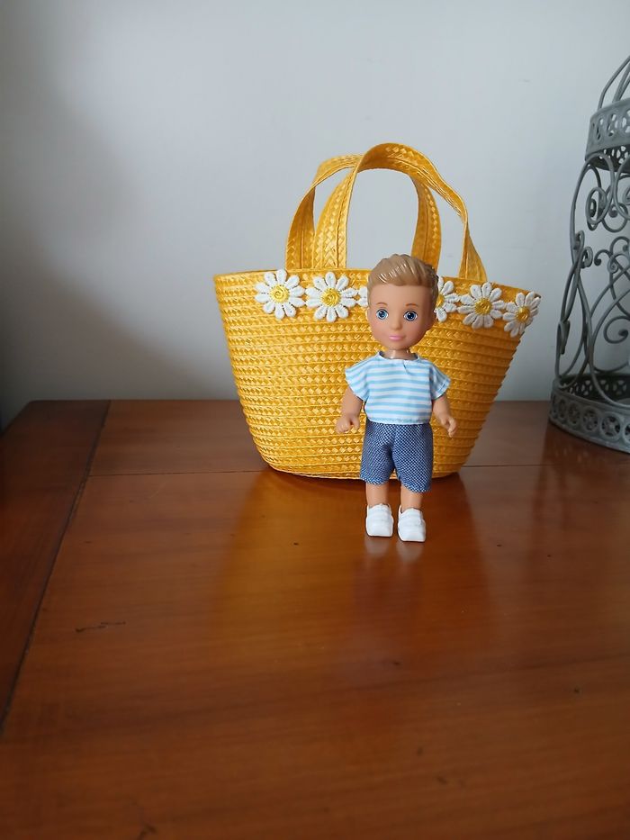 Figurine Petit Garçon pour maison poupée *marque Simba