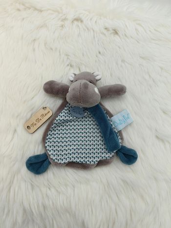 Doudou Plat Attache Tétine Hippopotame Bazile et Zoé Baby Nat BN0568