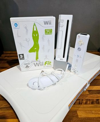 Nintendo Wii # Pack Wii fit #